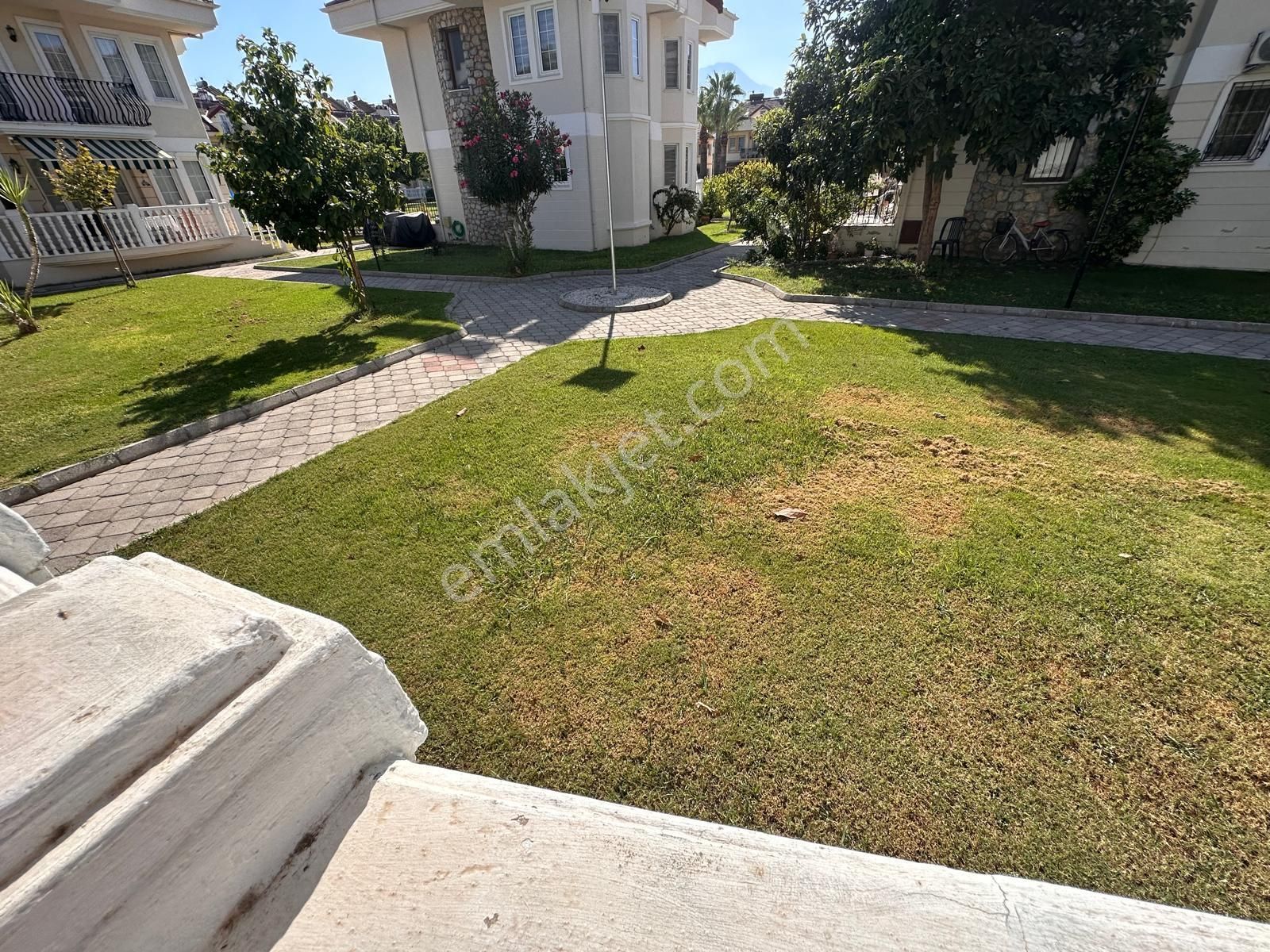 Stop’tan Foça Çalış Plajına 500m.mesafede Site İçi Havuzlu Villa - Görsel 2