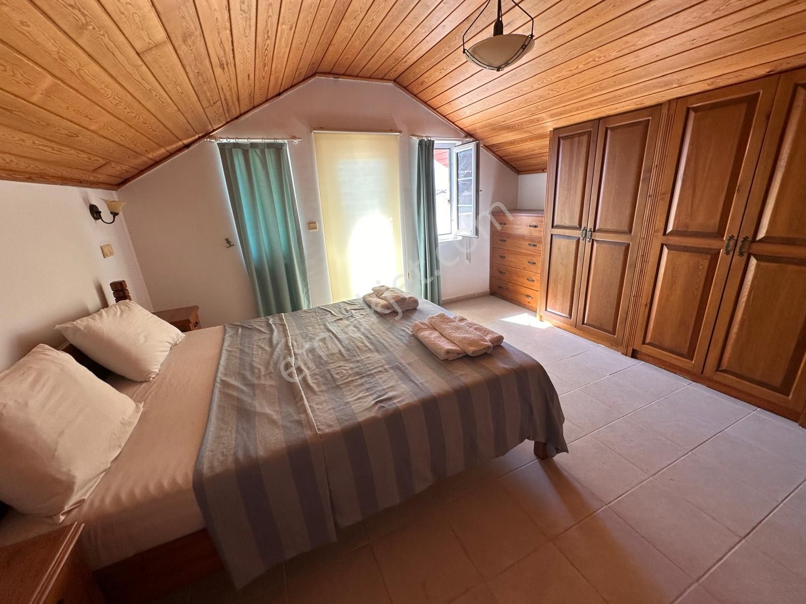 Stop’tan Foça Çalış Plajına 500m.mesafede Site İçi Havuzlu Villa - Görsel 21