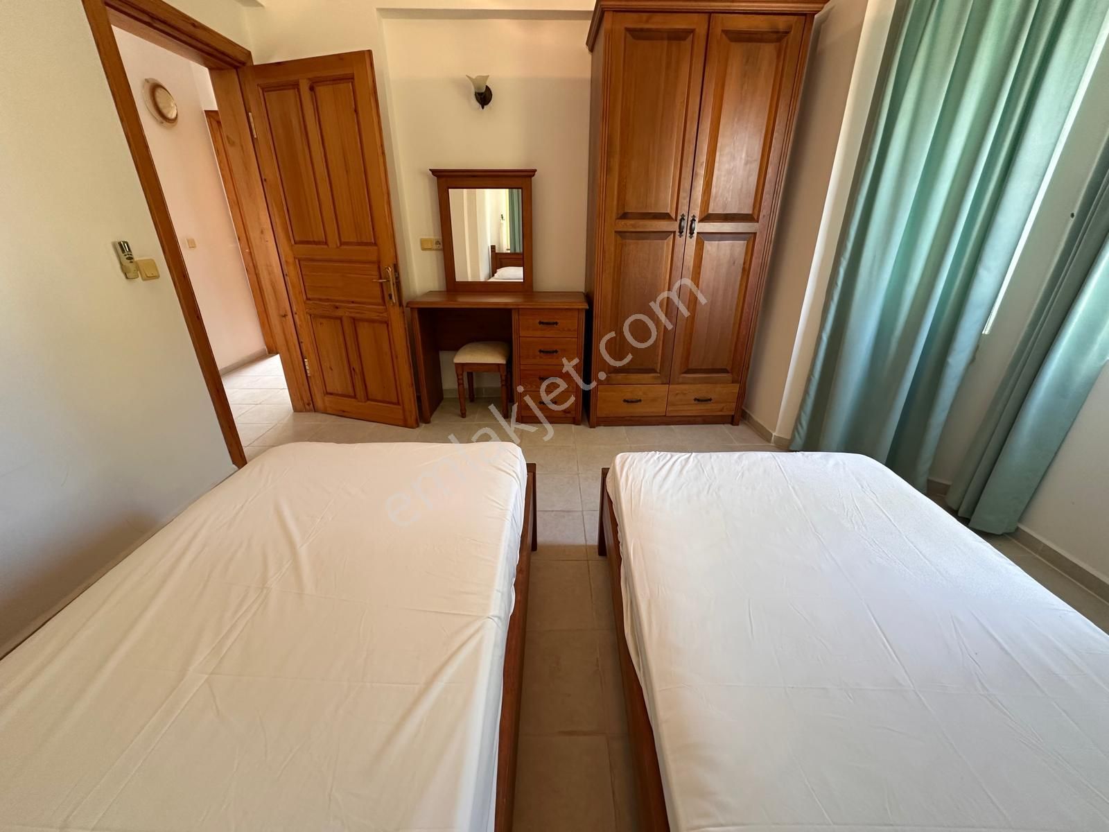 Stop’tan Foça Çalış Plajına 500m.mesafede Site İçi Havuzlu Villa - Görsel 29