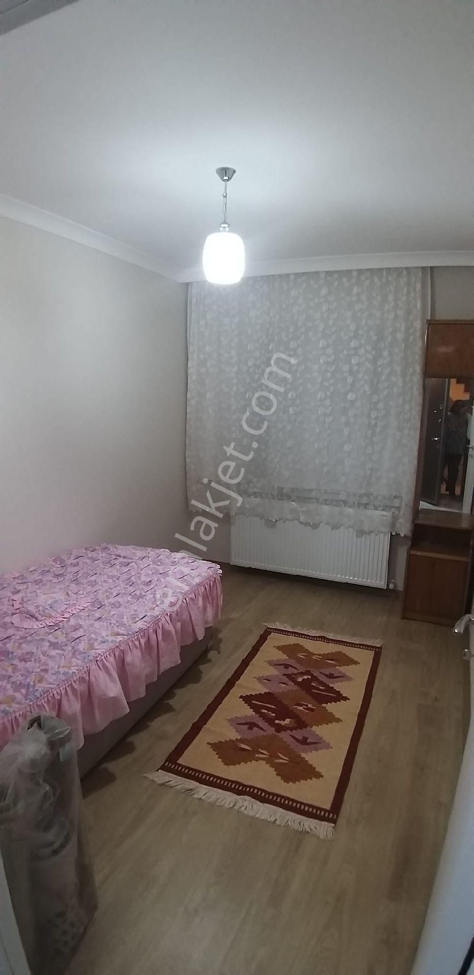 İzmir Bergama Fatih Mahallesinde Kiralık Eşyalı Daire - Görsel 7