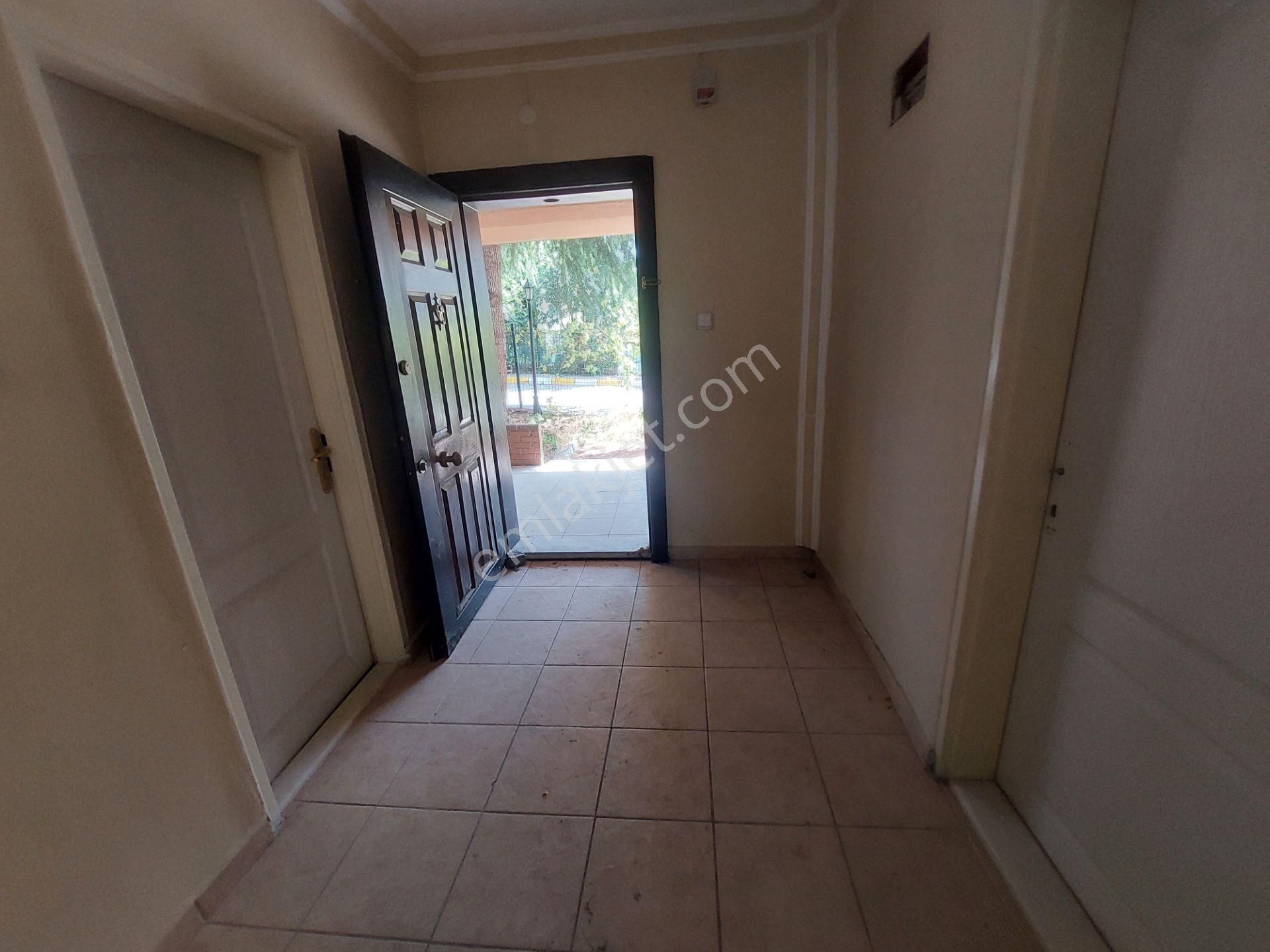 Eryaman Yavuz Selim Mah 6+1 Kiralık Villa Metroya Cadde Ye Okullara Yakın Konum Da - Görsel 7
