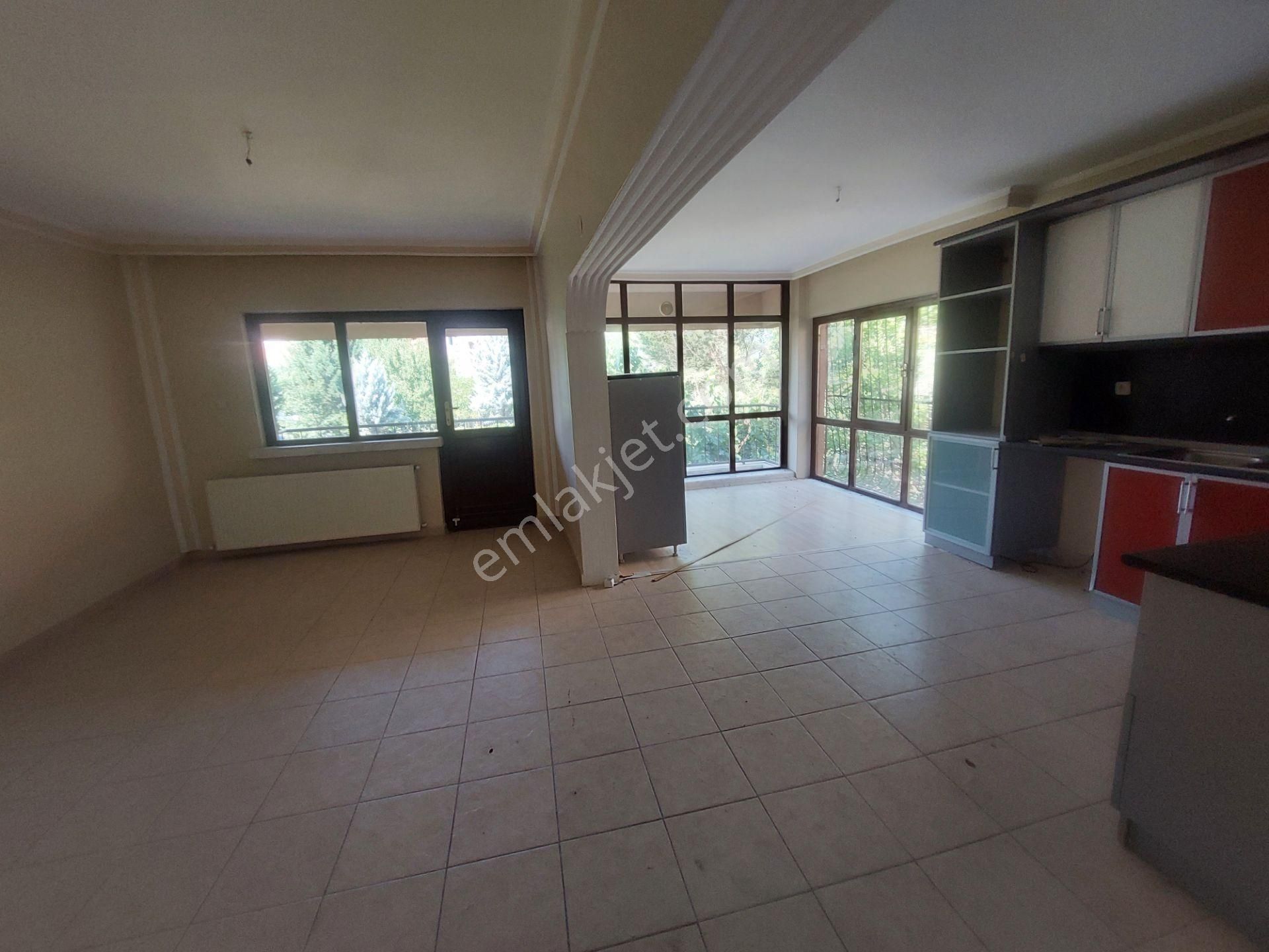 Eryaman Yavuz Selim Mah 6+1 Kiralık Villa Metroya Cadde Ye Okullara Yakın Konum Da - Görsel 30