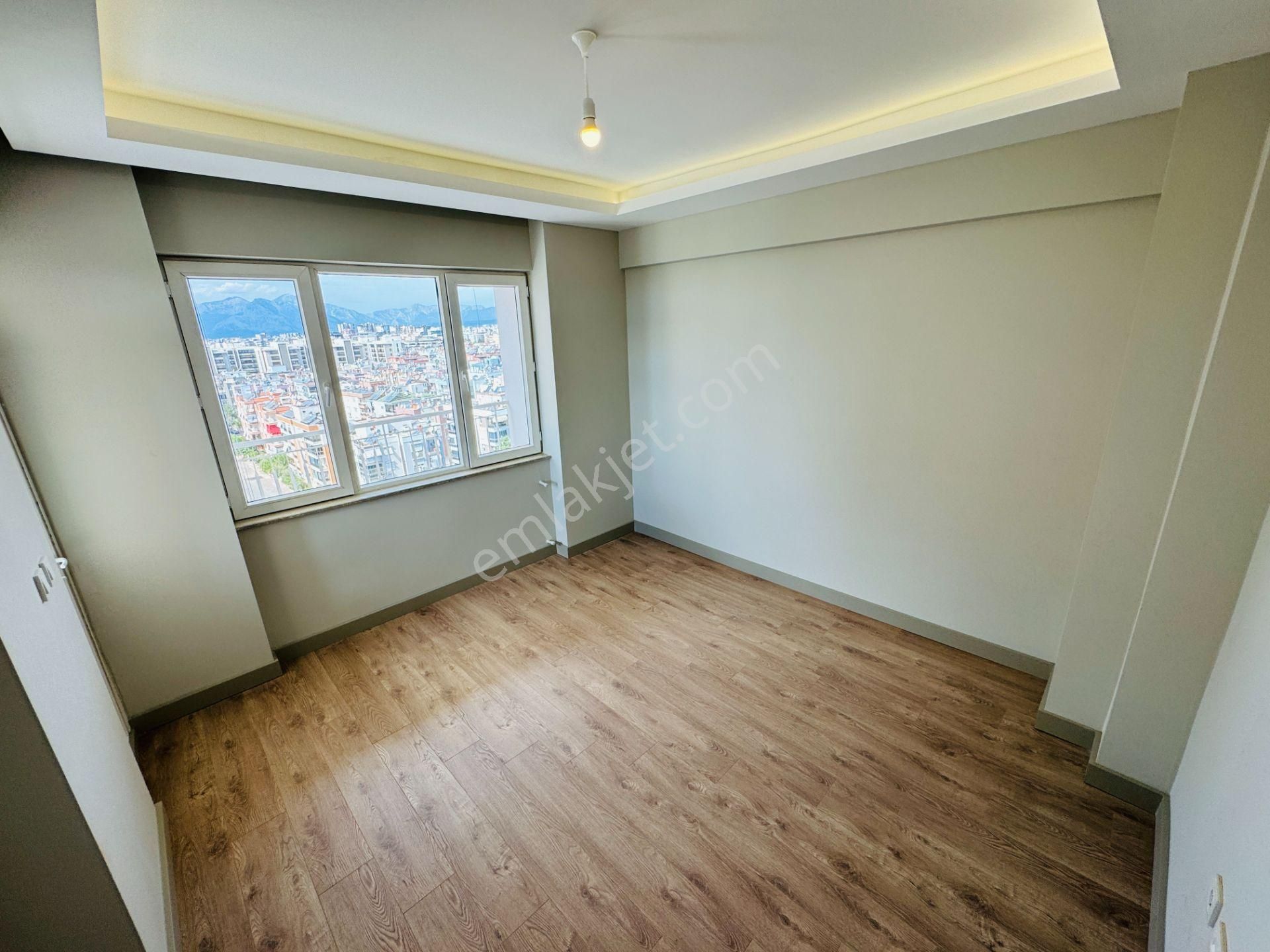 Şehitler Parkı Dibi, Site İçi, Dört Cepheli, Geniş Yapılı Daire - Görsel 11