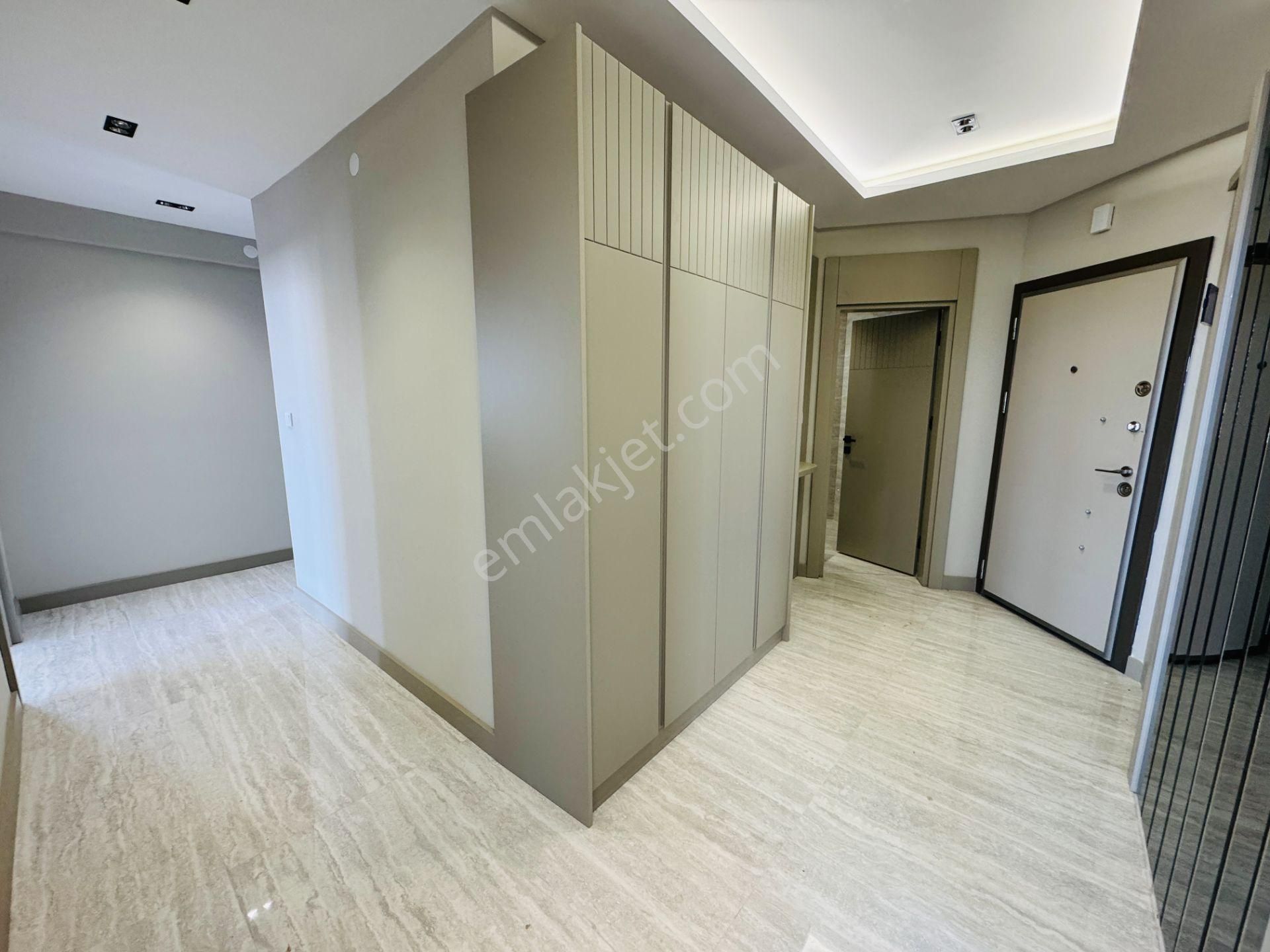 Şehitler Parkı Dibi, Site İçi, Dört Cepheli, Geniş Yapılı Daire - Görsel 4