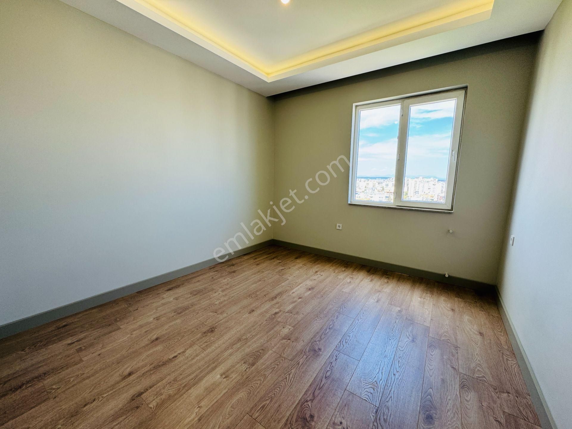 Şehitler Parkı Dibi, Site İçi, Dört Cepheli, Geniş Yapılı Daire - Görsel 15