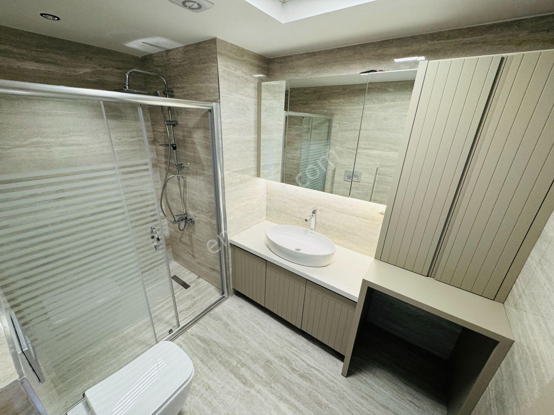 Şehitler Parkı Dibi, Site İçi, Dört Cepheli, Geniş Yapılı Daire - Görsel 19