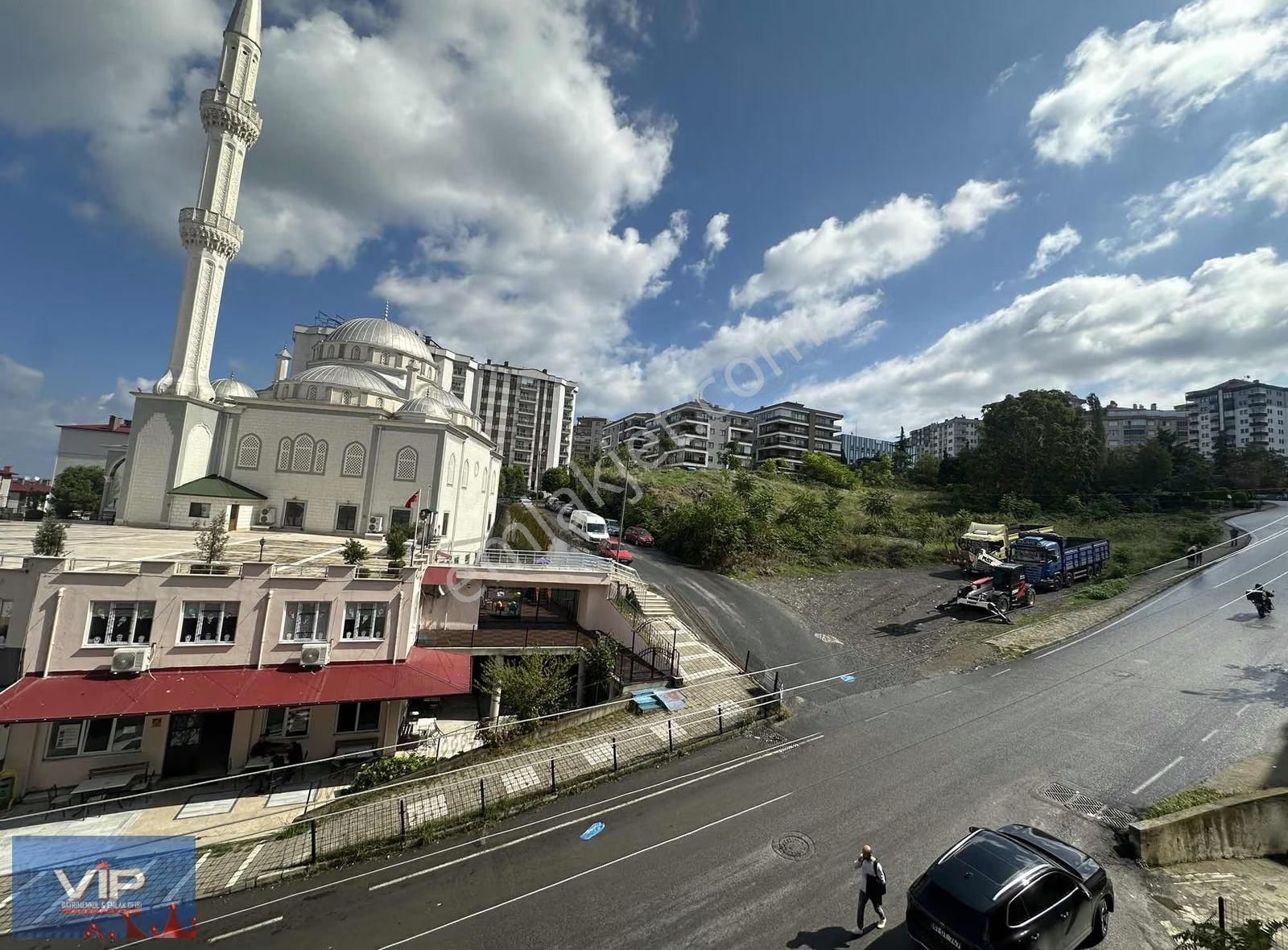 Vıp Gayrimenkul'den Aydınlıkevler'de Satılık 3+1 Daire - Görsel 23