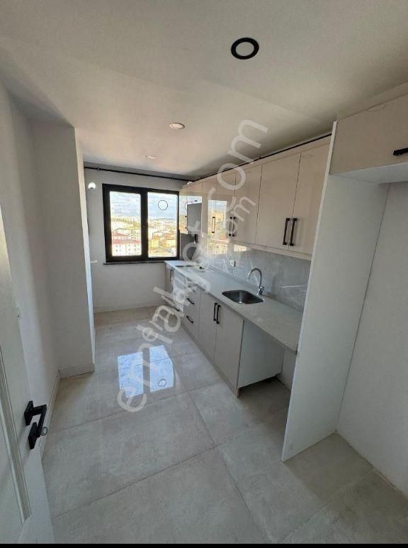 Deniz Manzaralı 3+1 Lüks Daire - Görsel 9