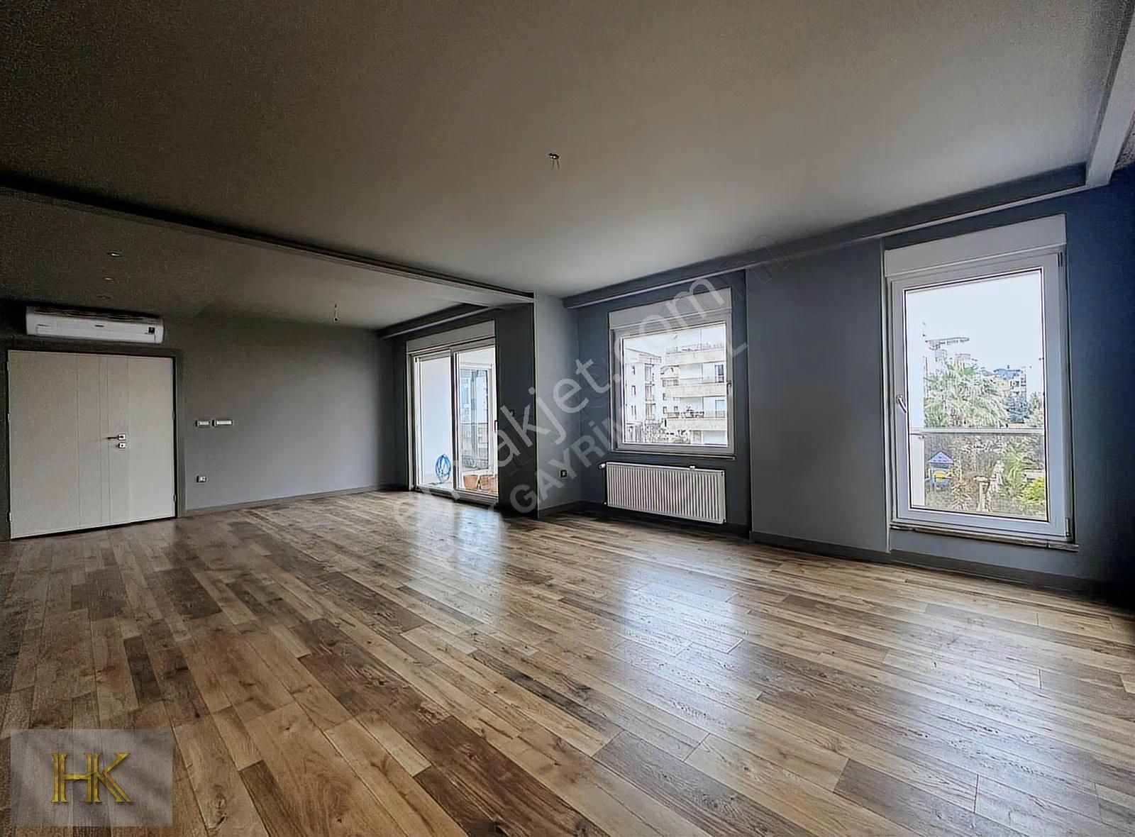 Uncalı'da Havuzlu Güvenlikli Site İçi Kiralık 3+1 Ara Kat Daire - Görsel 2