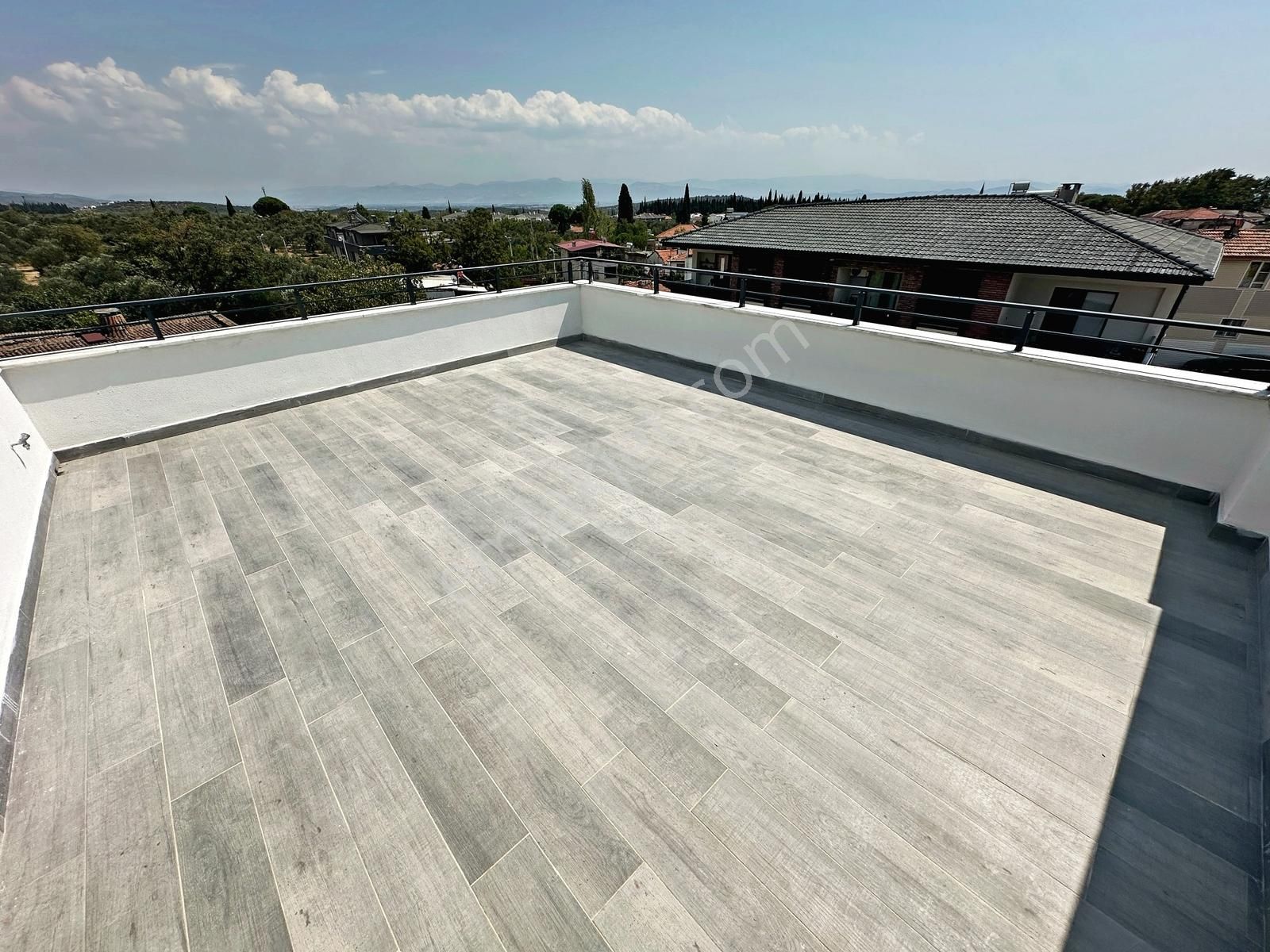 Ayanoğludan Gürede Ferah Tasarım Geniş Bahçeli 5+1 Satılık Villa - Görsel 18