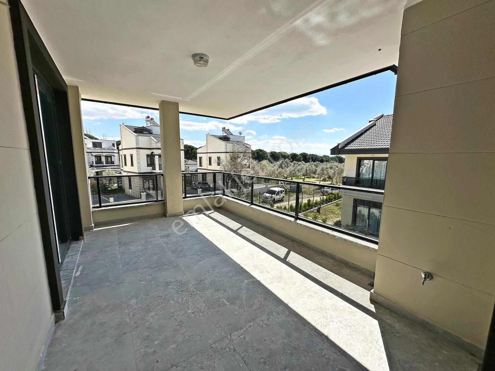 Ayanoğlu Güre Oteller Bölgesinde Tam Müstakil 5+1 Havuzlu Villa - Görsel 30