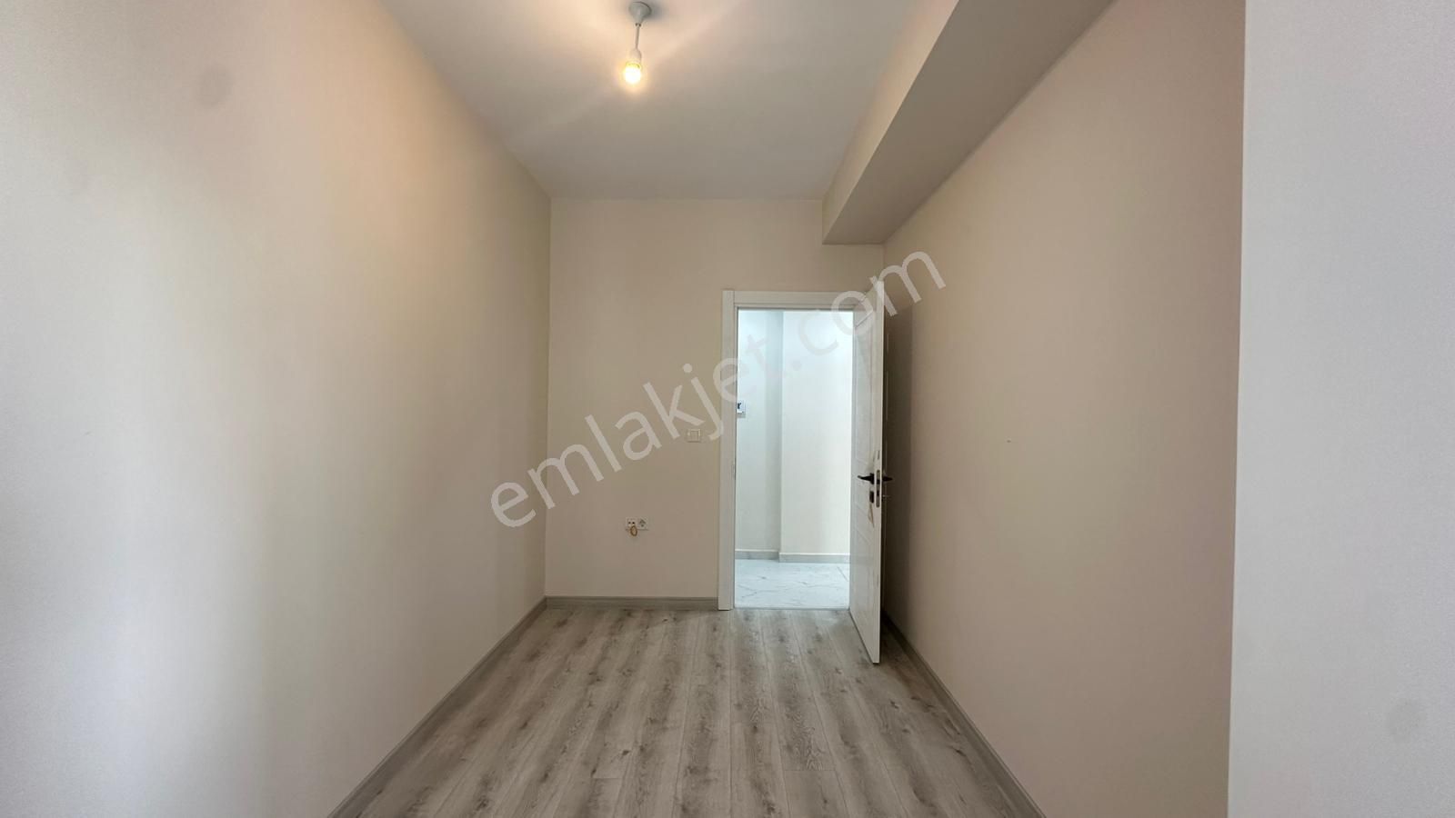 Başokur'dan Bahçelievler Devlet Hastanesine Yakın Otoparklı 3+1 - Görsel 21