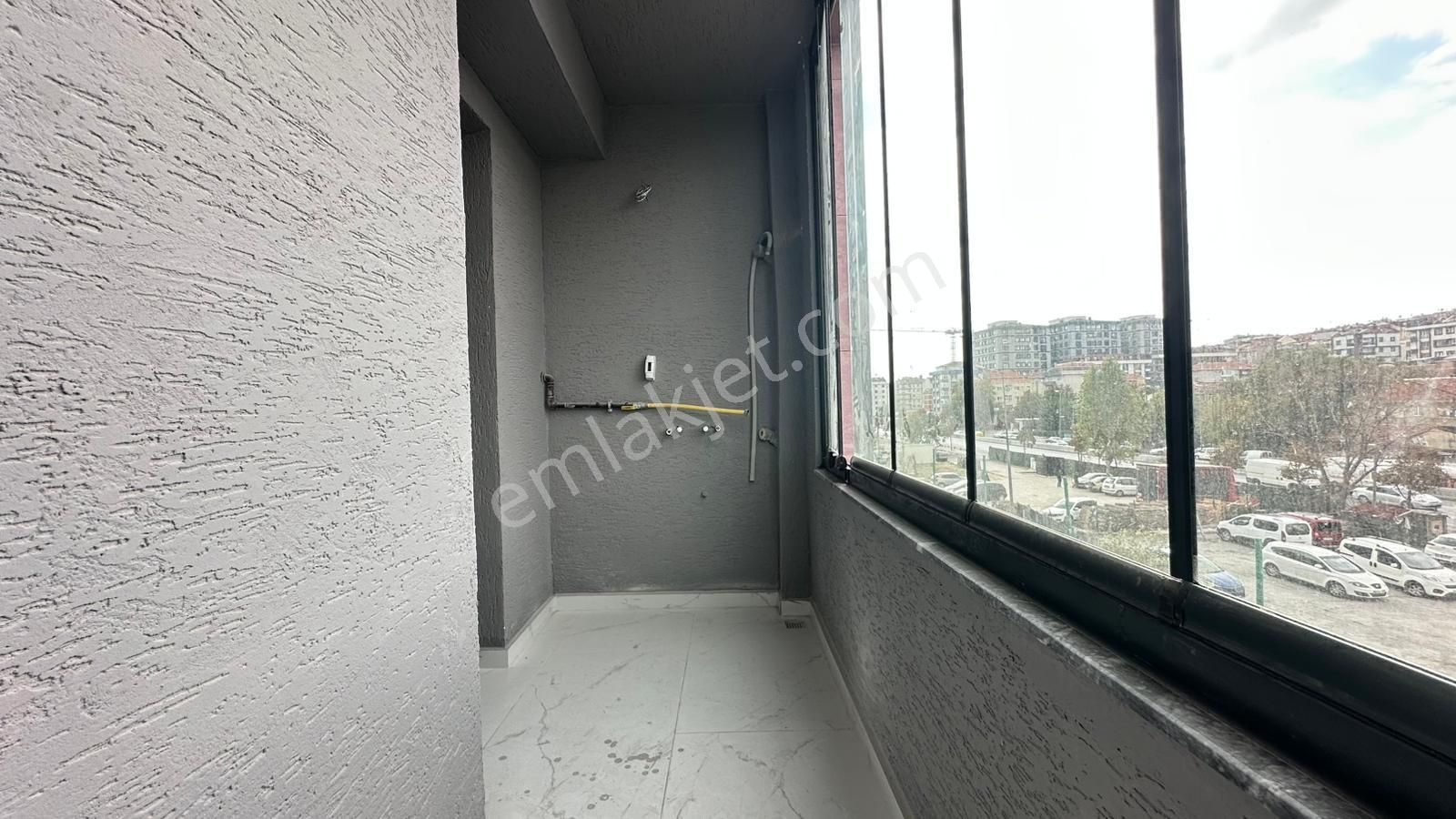 Başokur'dan Bahçelievler Devlet Hastanesine Yakın Otoparklı 3+1 - Görsel 8