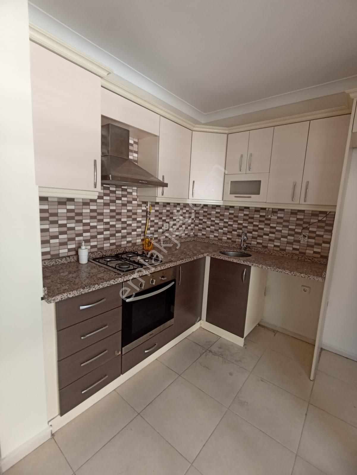 Karşıyaka Dedebaşı'nda Genç Binada Kombili 2+1 Daire I-30 - Görsel 3