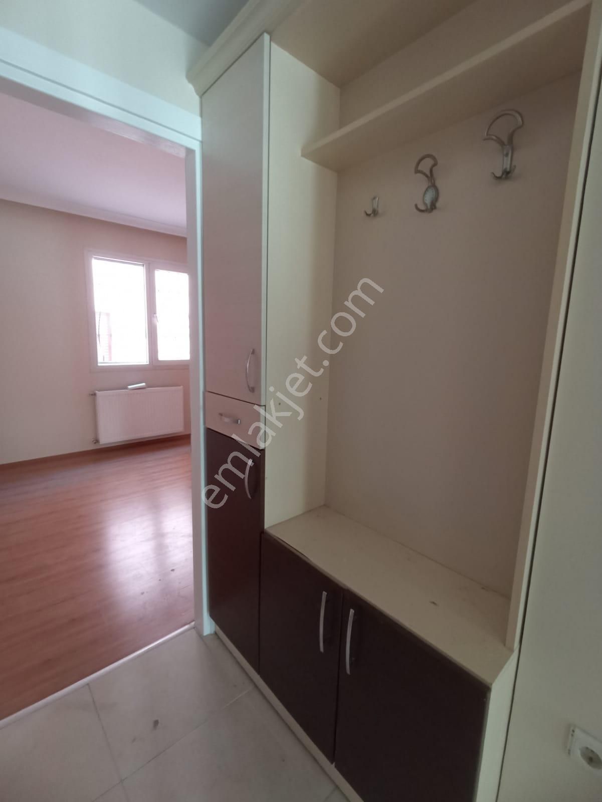 Karşıyaka Dedebaşı'nda Genç Binada Kombili 2+1 Daire I-30 - Görsel 14