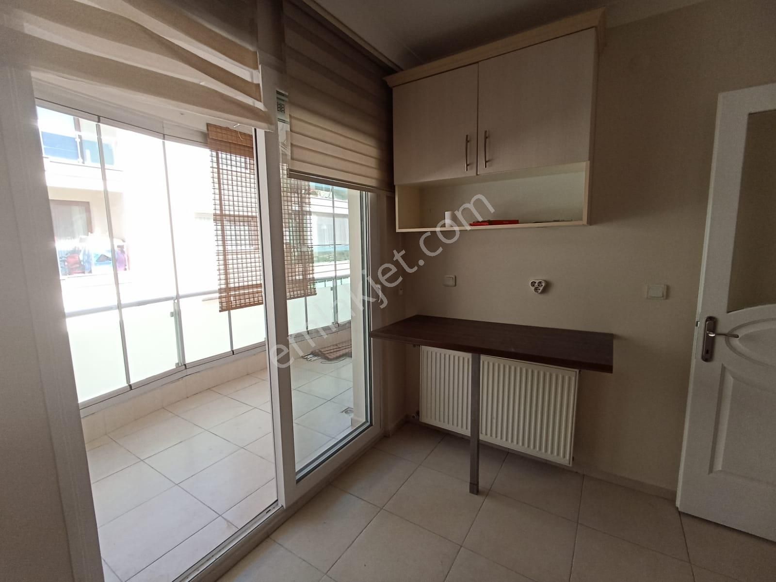 Karşıyaka Dedebaşı'nda Genç Binada Kombili 2+1 Daire I-30 - Görsel 6