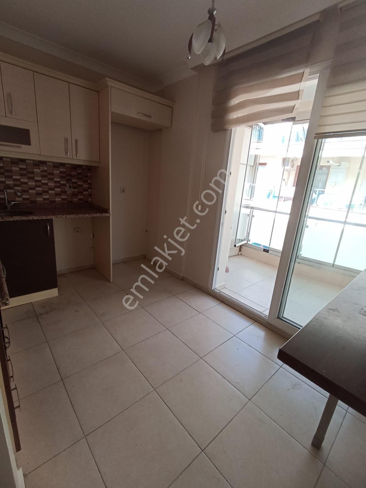 Karşıyaka Dedebaşı'nda Genç Binada Kombili 2+1 Daire I-30 - Görsel 5