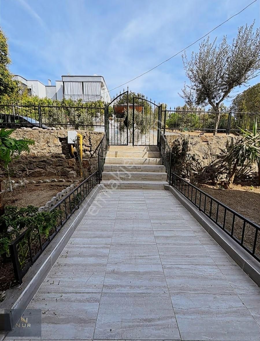 Aydınlıkevler Mahallesinde 3+1 Satılık Daire - Görsel 14