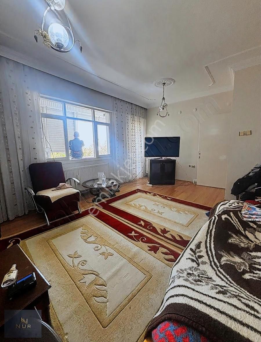 Aydınlıkevler Mahallesinde 3+1 Satılık Daire - Görsel 18