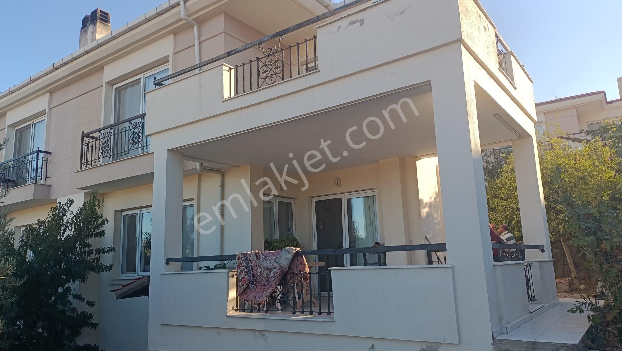 Alaçatı Gayrimenkulden Çeşme Marina Ve Merkeze Yakın Satılık Villa - Görsel 2