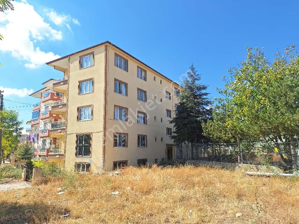 Yaman'dan Bolvadin Bağlarbaşı Mah. Satılık 3+1 Daire - Görsel 26