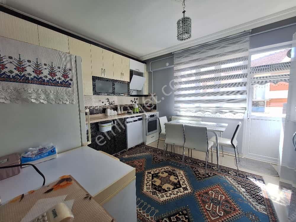 Yaman'dan Bolvadin Bağlarbaşı Mah. Satılık 3+1 Daire - Görsel 10