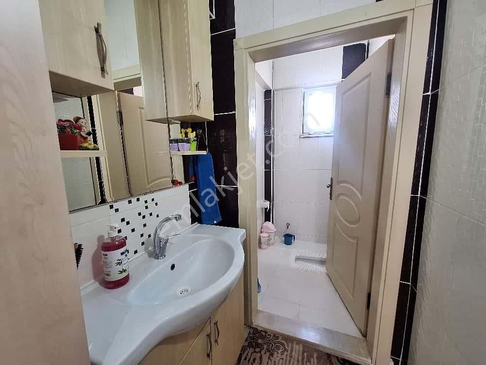 Yaman'dan Bolvadin Bağlarbaşı Mah. Satılık 3+1 Daire - Görsel 16