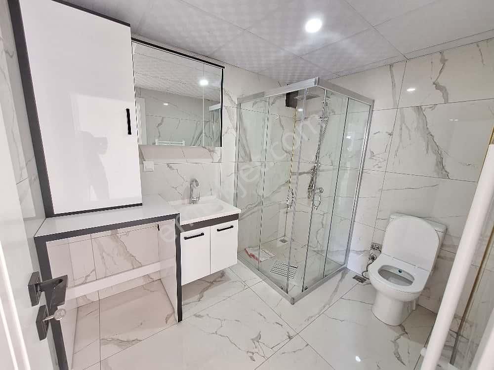 Yaman'dan Bolvadin Malazgirt Mah. Satılık 3+1 Sıfır Daire - Görsel 16