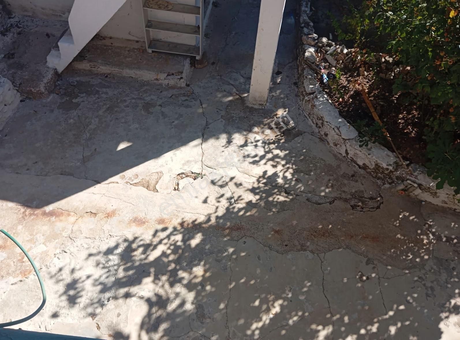 Mustakil 2 Ayrı Haneli Bahçeli Meyveli - Görsel 7