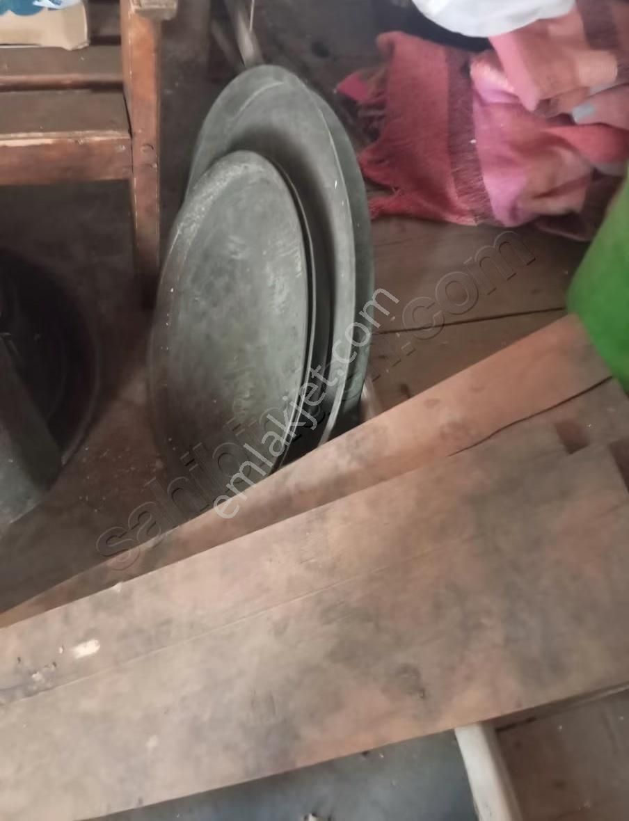 Mustakil 2 Ayrı Haneli Bahçeli Meyveli - Görsel 14