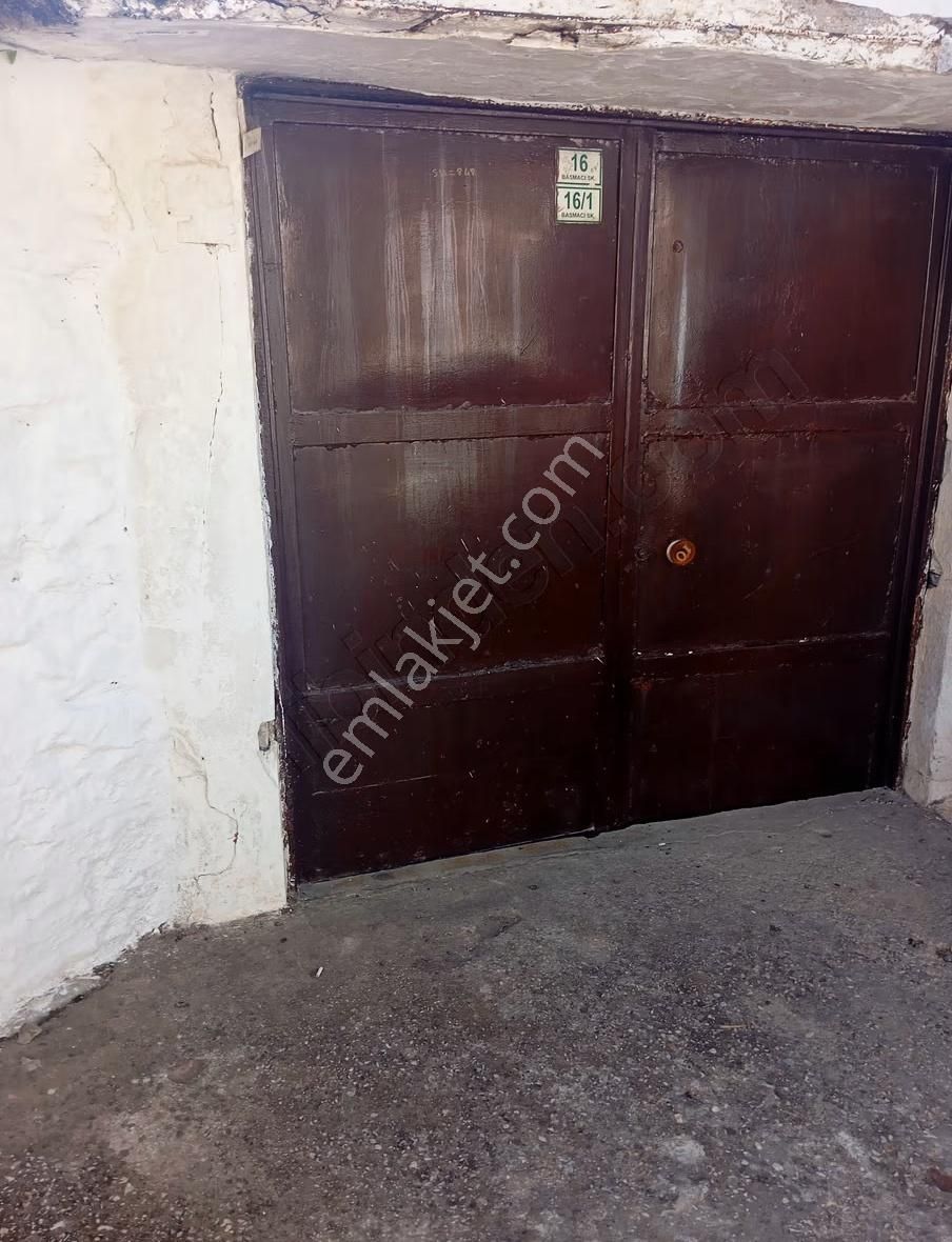 Mustakil 2 Ayrı Haneli Bahçeli Meyveli - Görsel 9