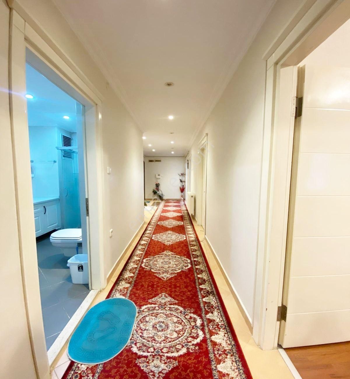 Avcılar D.köşklerde 3+1 180 M2 Saray Gibi Ara Kat Daire - Görsel 16