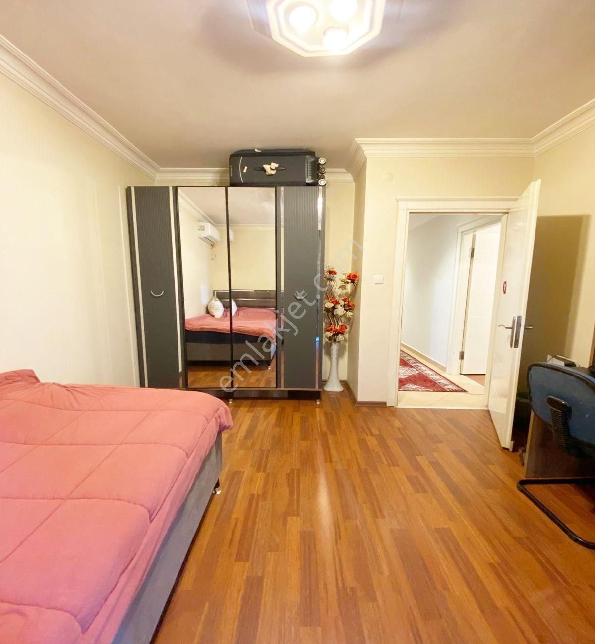 Avcılar D.köşklerde 3+1 180 M2 Saray Gibi Ara Kat Daire - Görsel 9