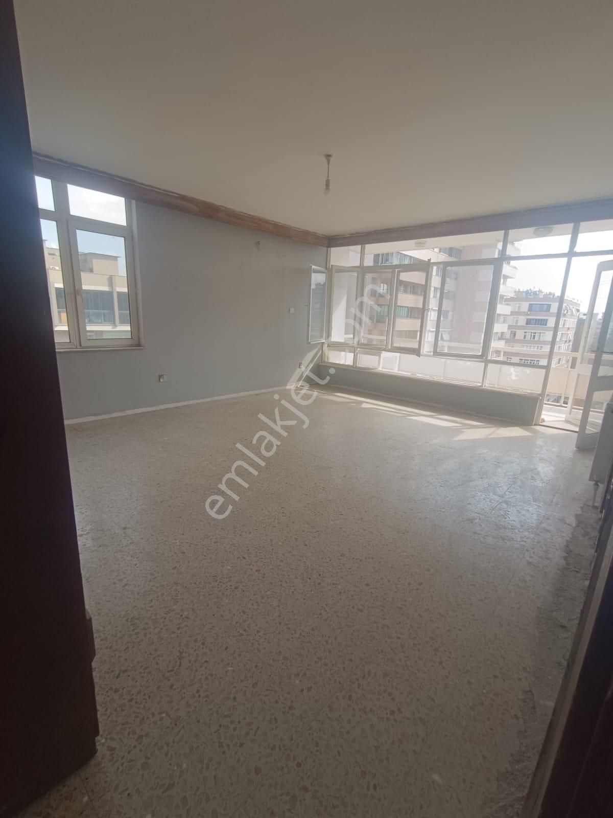 Atatürk Caddesi Üzerinde 3+1 Kapalı Mutfak Daire - Görsel 9