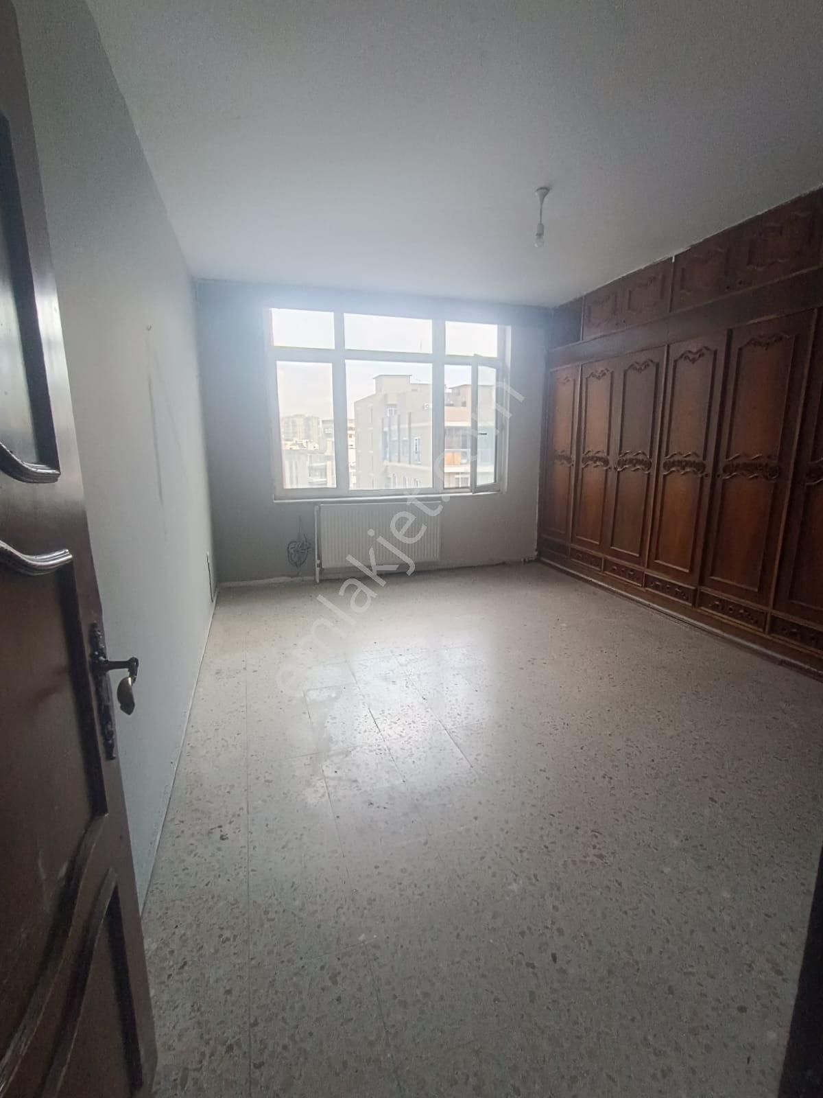 Atatürk Caddesi Üzerinde 3+1 Kapalı Mutfak Daire - Görsel 10
