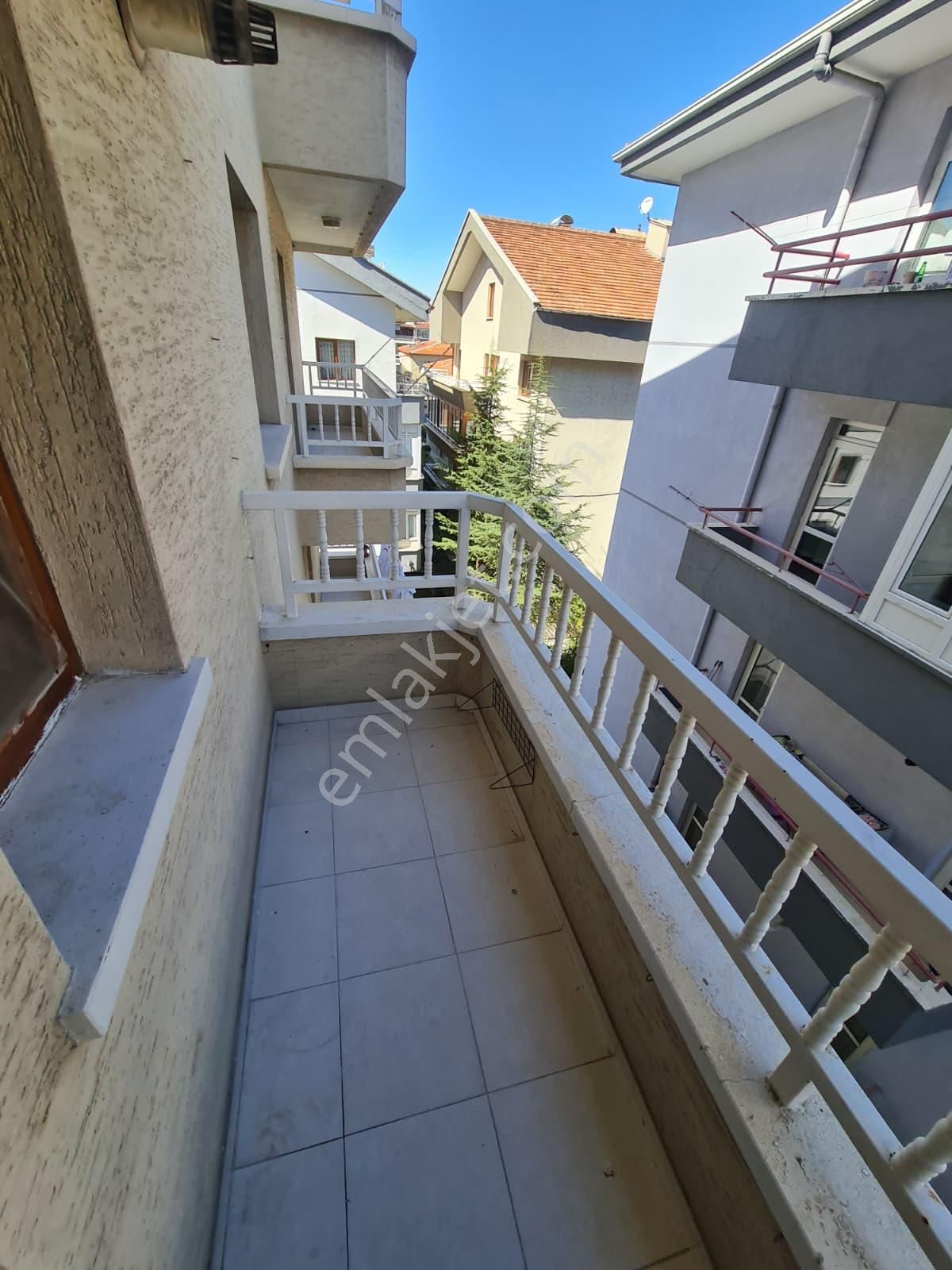 Aydınlıkevler'de 3+1 Kiralık Daire-taner Emlak İnşaat - Görsel 33