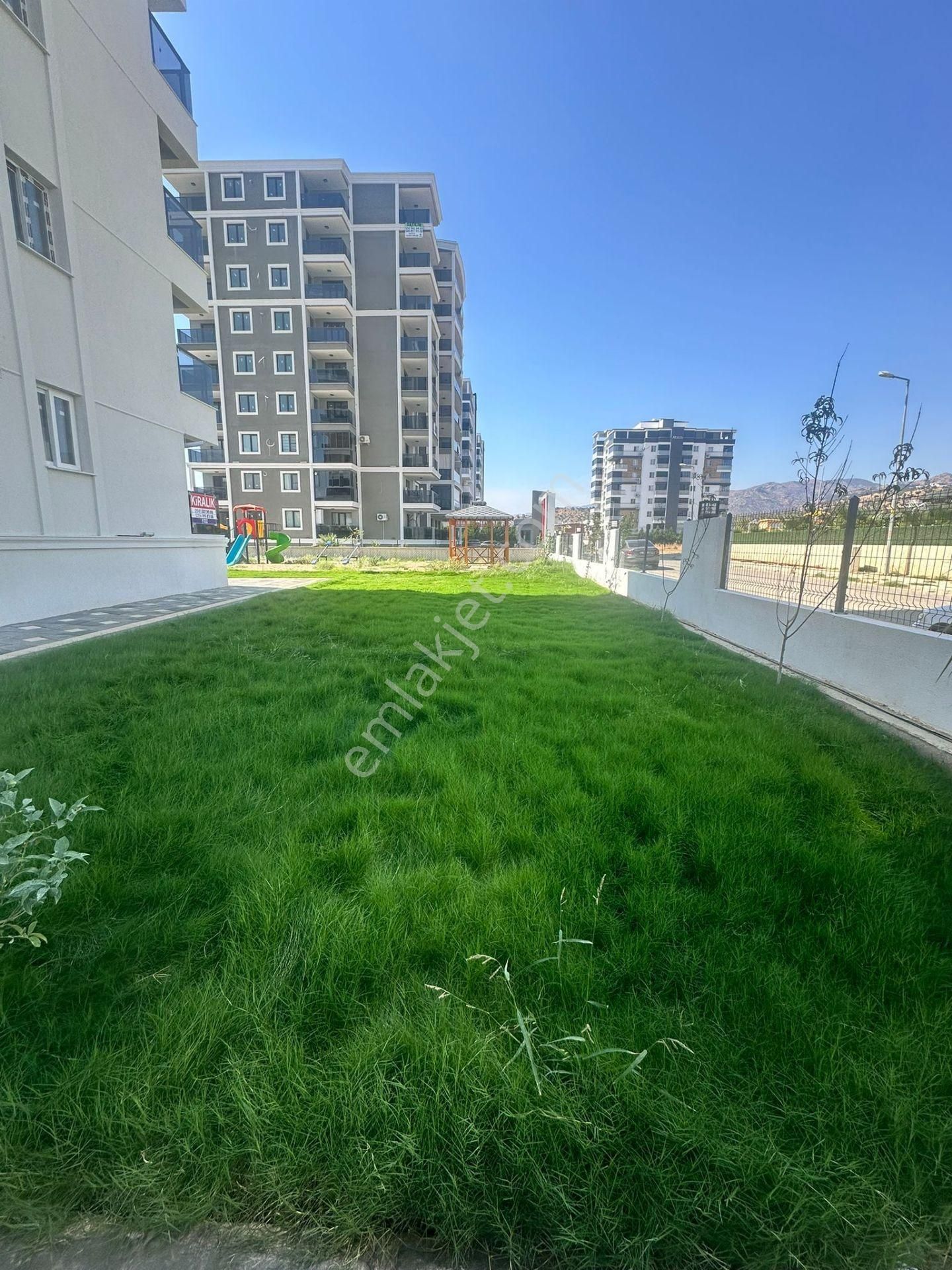 Nazilli Zafer Mahallesinde Satılık 2+1 Daireler