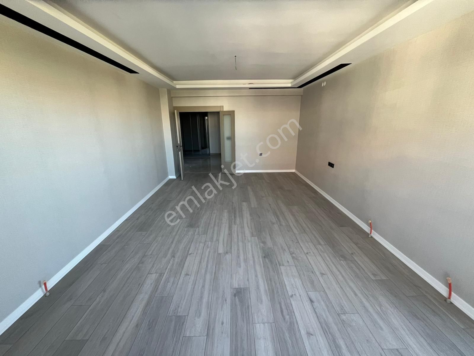 Ana Cade'ye Yakın Oturuma Hazır 4+1 Sıfır Ulra Lüx Daire - Görsel 11