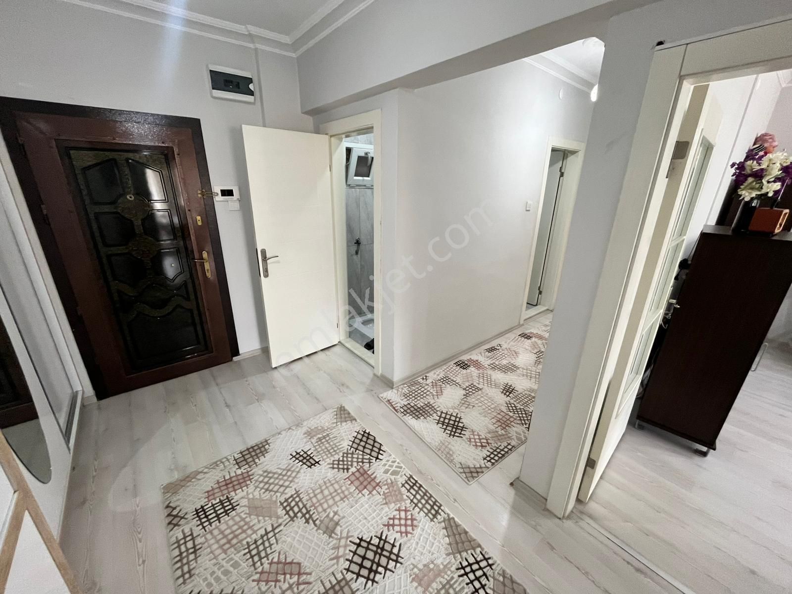 Etlik'te Cadde Üzerinde Full Yapılı 2+1 Daire! - Görsel 26