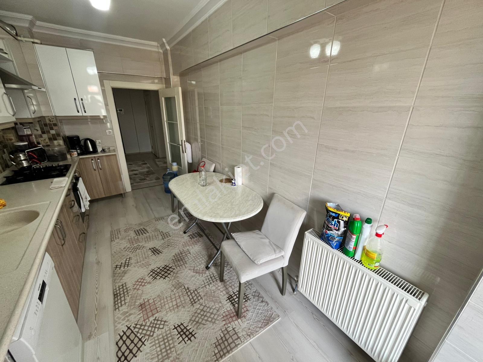 Etlik'te Cadde Üzerinde Full Yapılı 2+1 Daire! - Görsel 4