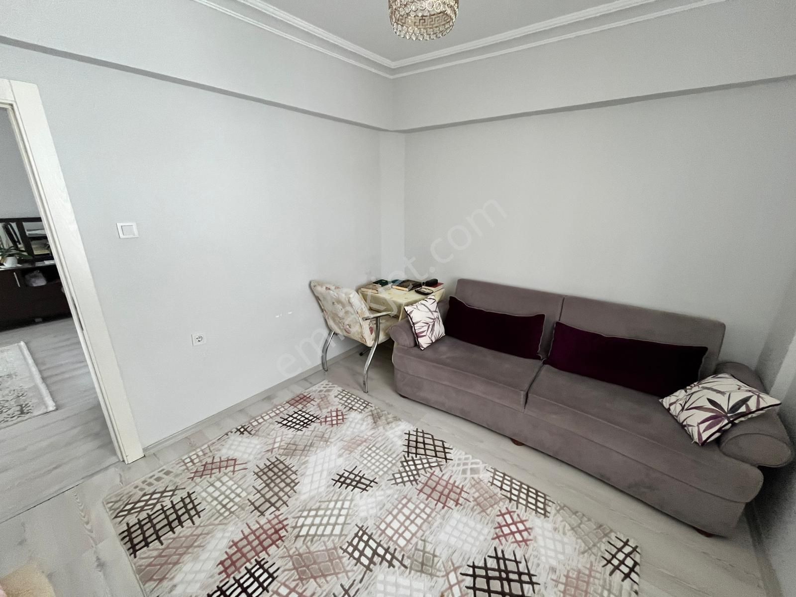 Etlik'te Cadde Üzerinde Full Yapılı 2+1 Daire! - Görsel 12