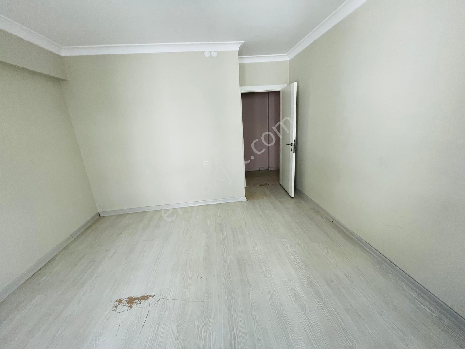 Karakaya'da Genç Binada 3+1 Daire! - Görsel 13