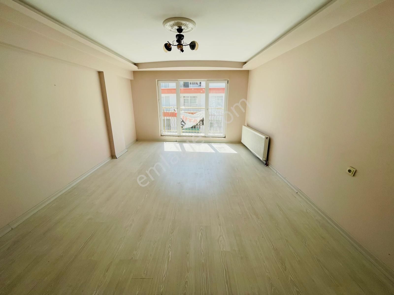 Karakaya'da Genç Binada 3+1 Daire! - Görsel 11