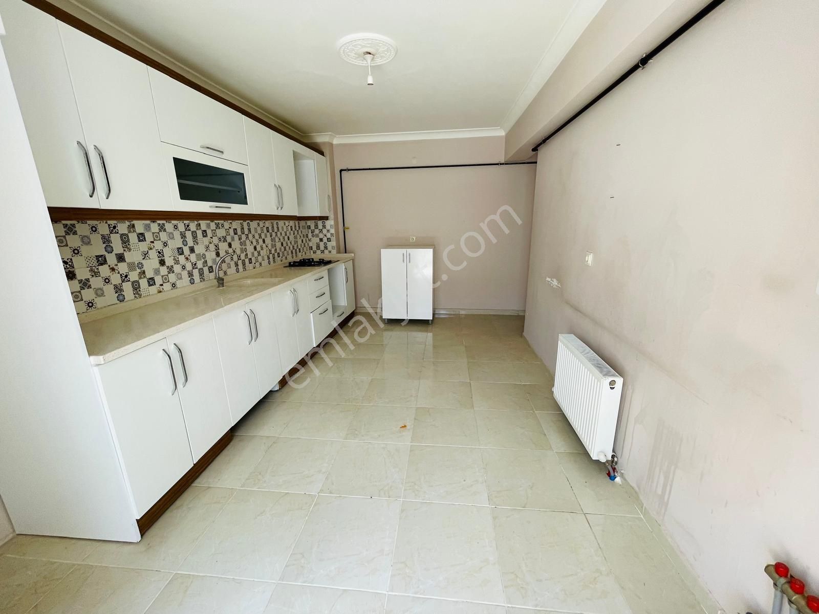 Karakaya'da Genç Binada 3+1 Daire! - Görsel 4