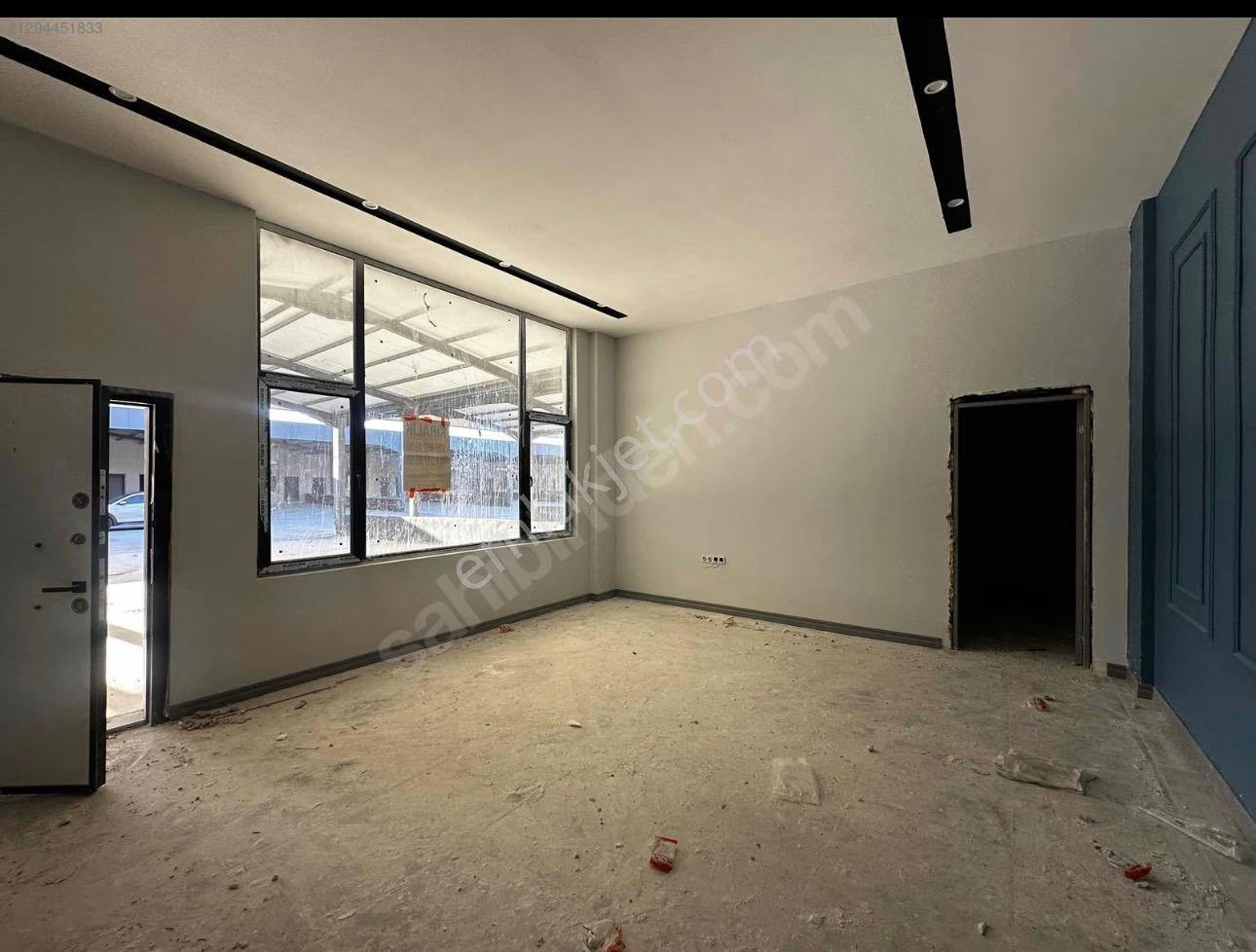 Bulduk Emlak' Tan Mefak Oto Galericiler Sitesinde Sıfır Kiralık İşyeri 175 Mt - Görsel 25