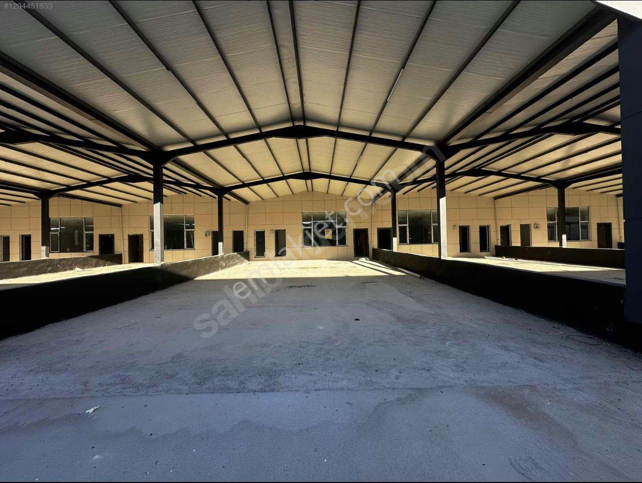 Bulduk Emlak' Tan Mefak Oto Galericiler Sitesinde Sıfır Kiralık İşyeri 175 Mt - Görsel 21