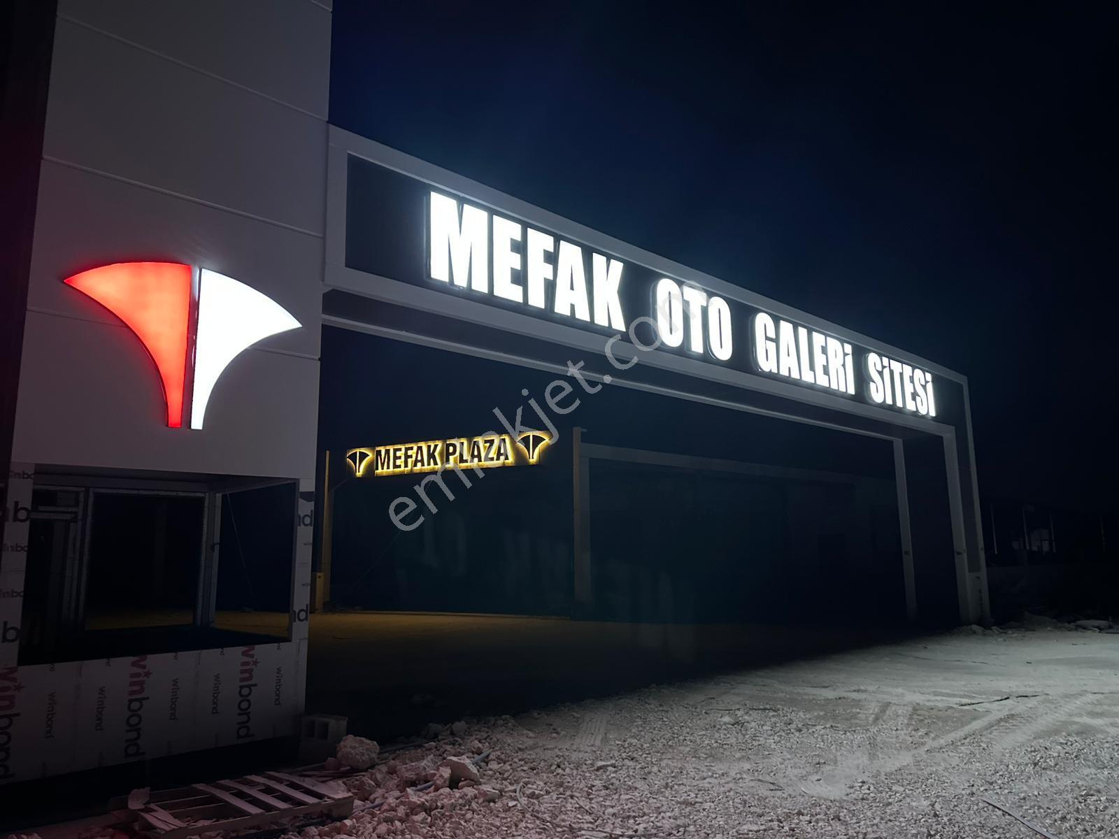 Bulduk Emlak' Tan Mefak Oto Galericiler Sitesinde Sıfır Kiralık İşyeri 175 Mt - Görsel 3