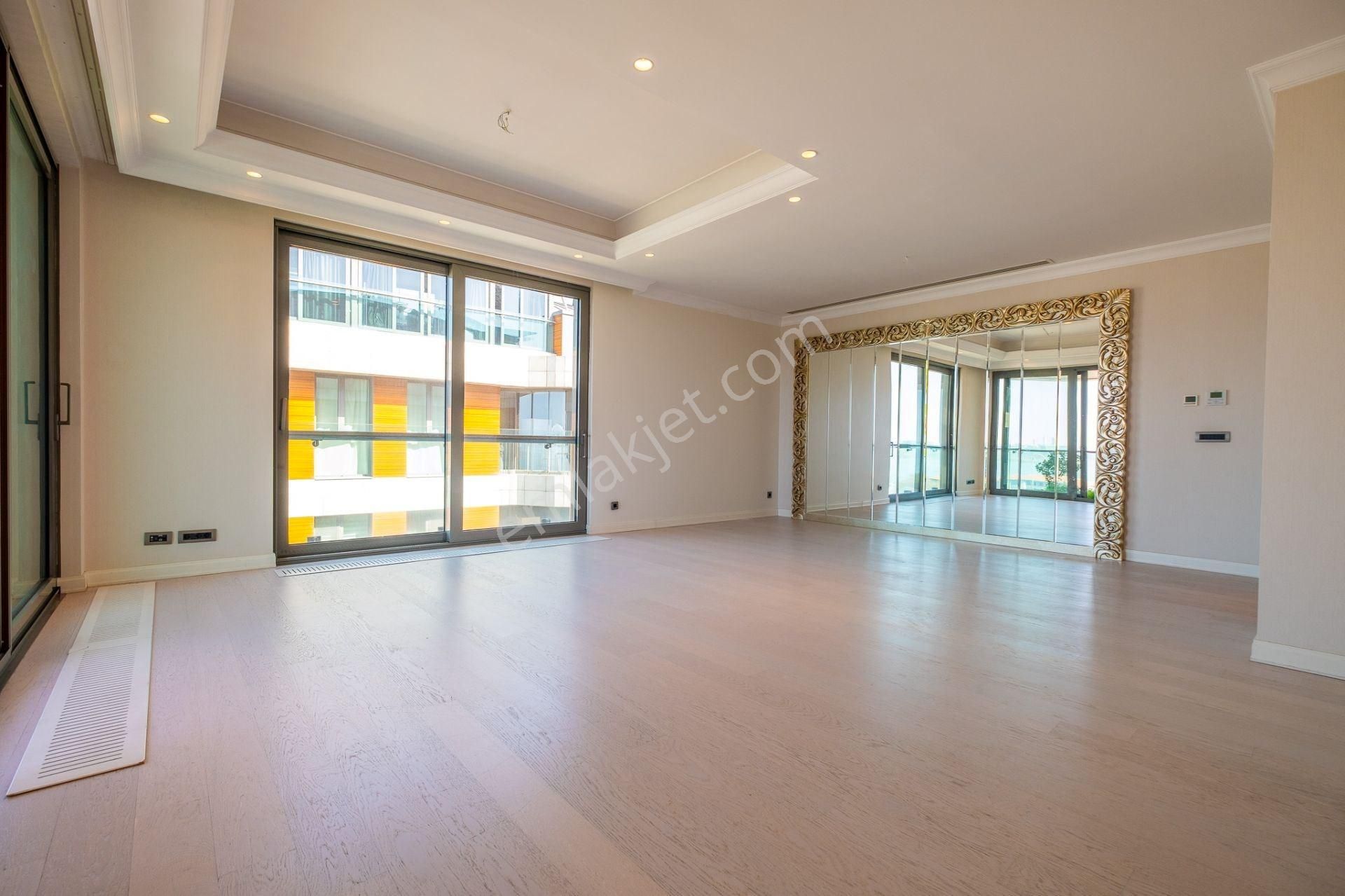 Dağıstan Gayrimenkulden Koru Floryada Göl Ve Deniz Manzaralı 5+2 - Görsel 2