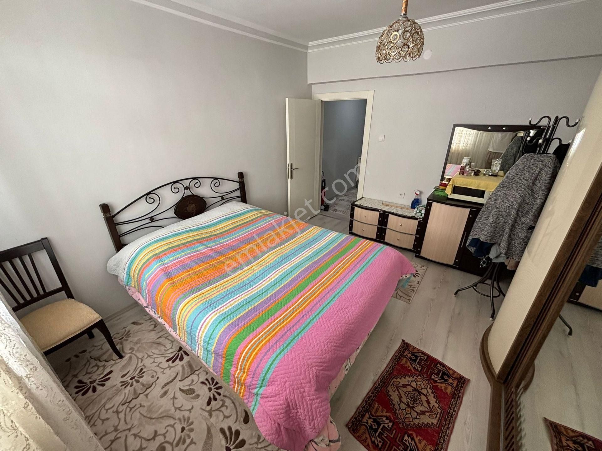 Etlik'te Cadde Paraleli 3+1 125 M2 Çift Balkonlu Full Yapılı - Görsel 12