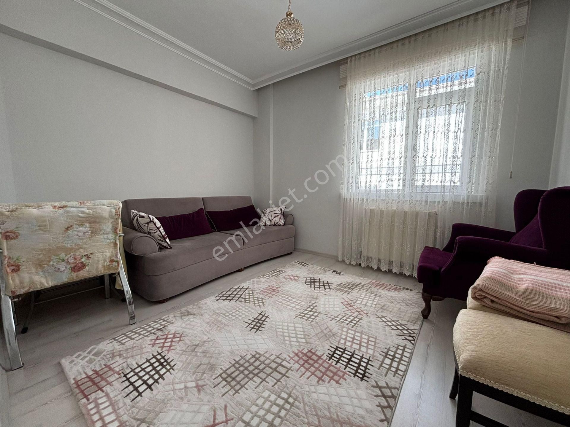 Etlik'te Cadde Paraleli 3+1 125 M2 Çift Balkonlu Full Yapılı - Görsel 13